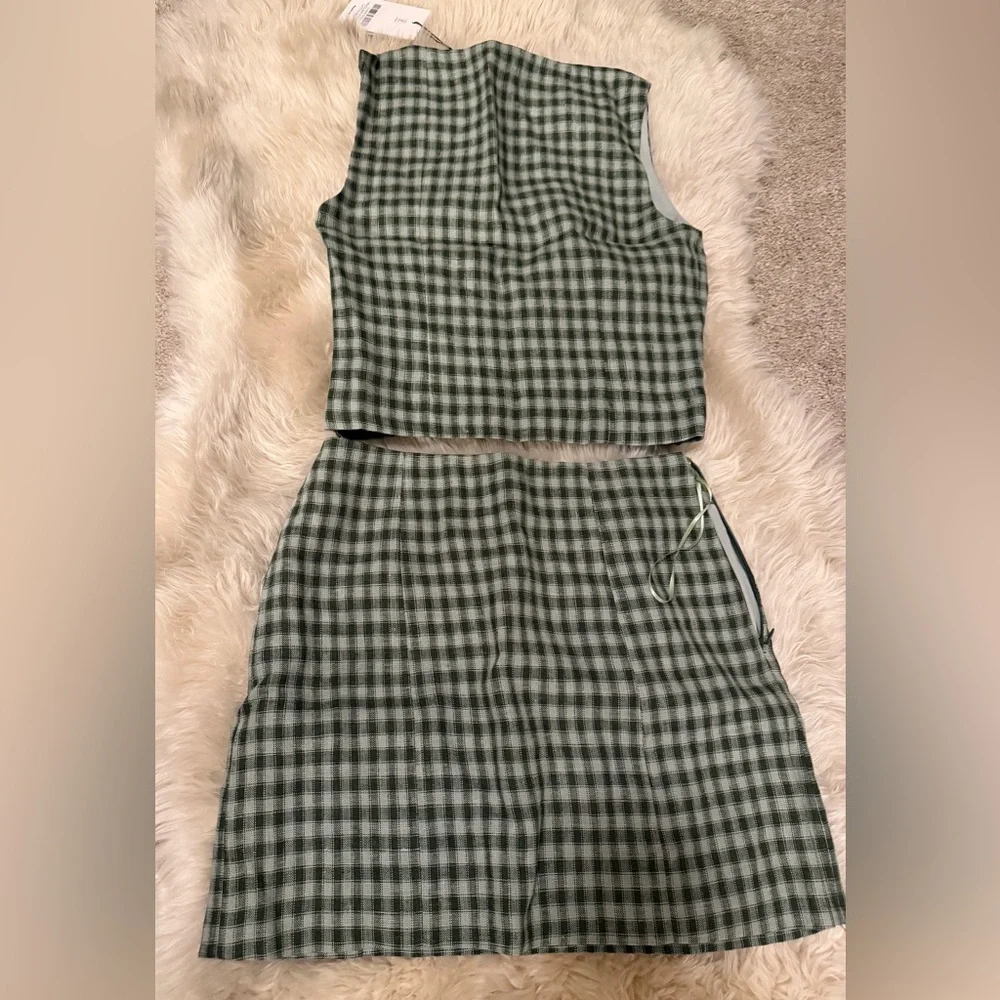 Reformation Grace Linen Two Piece Green - Size 0